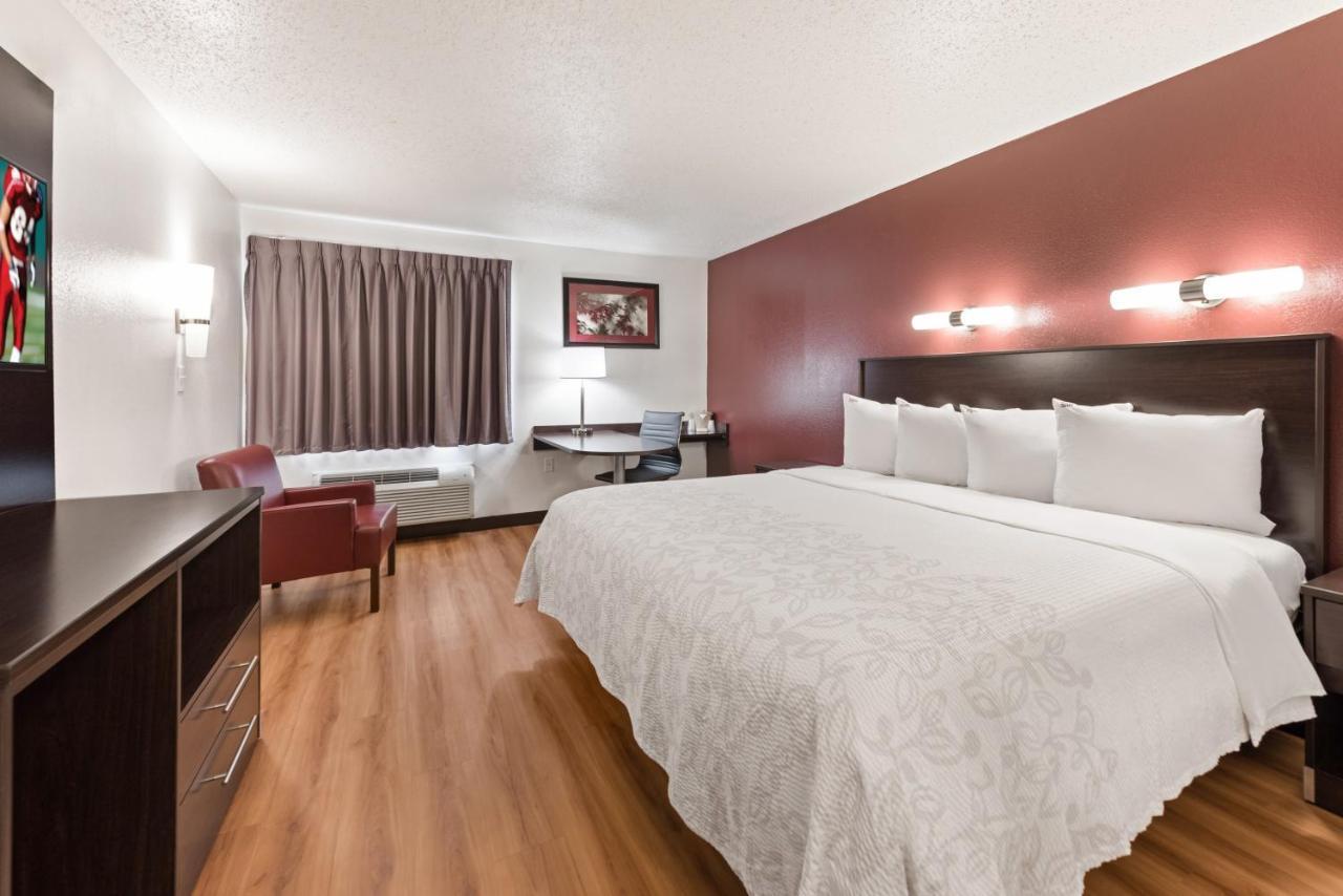 Red Roof Inn Plus+ Columbus - Worthington Extérieur photo