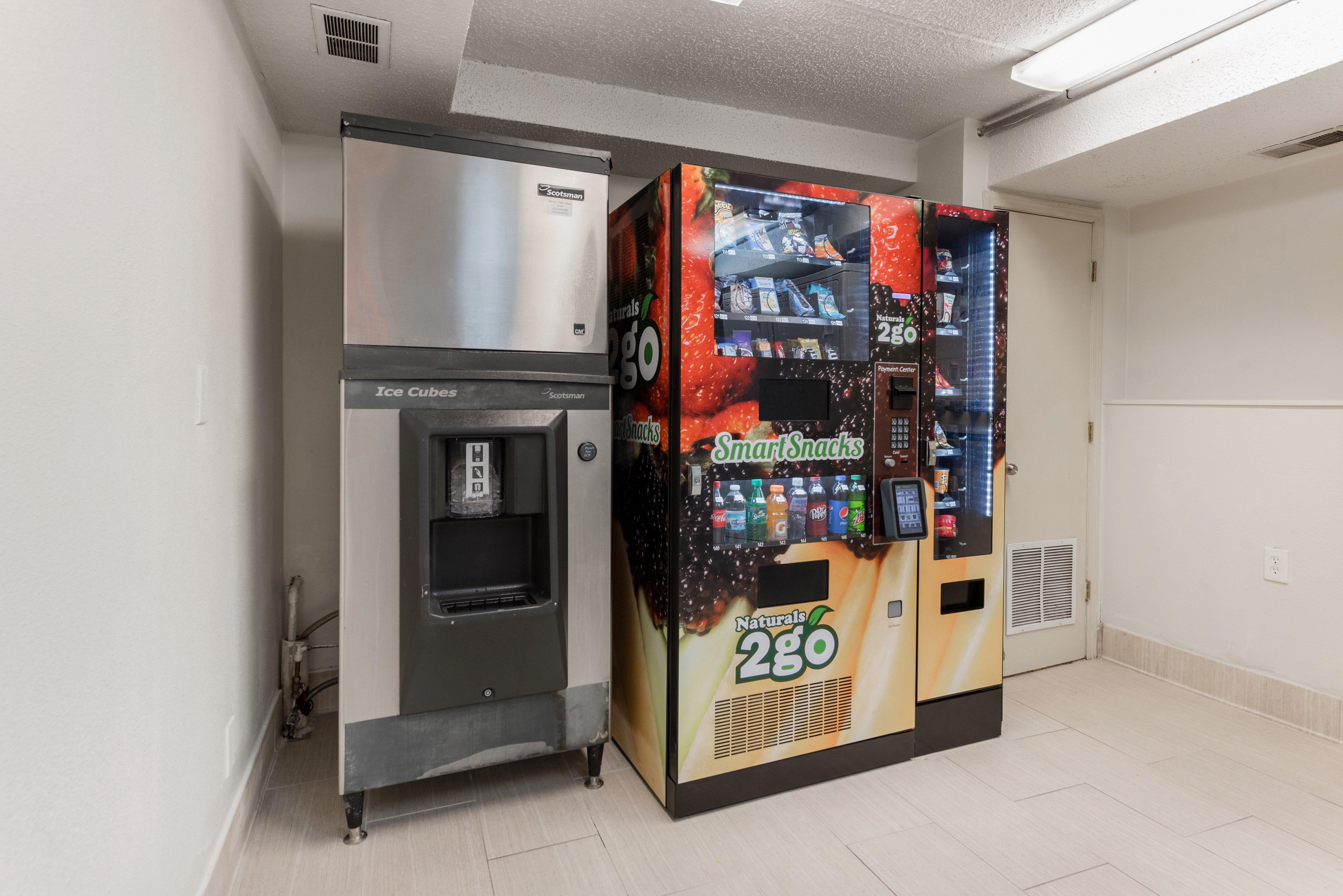 Red Roof Inn Plus+ Columbus - Worthington Extérieur photo