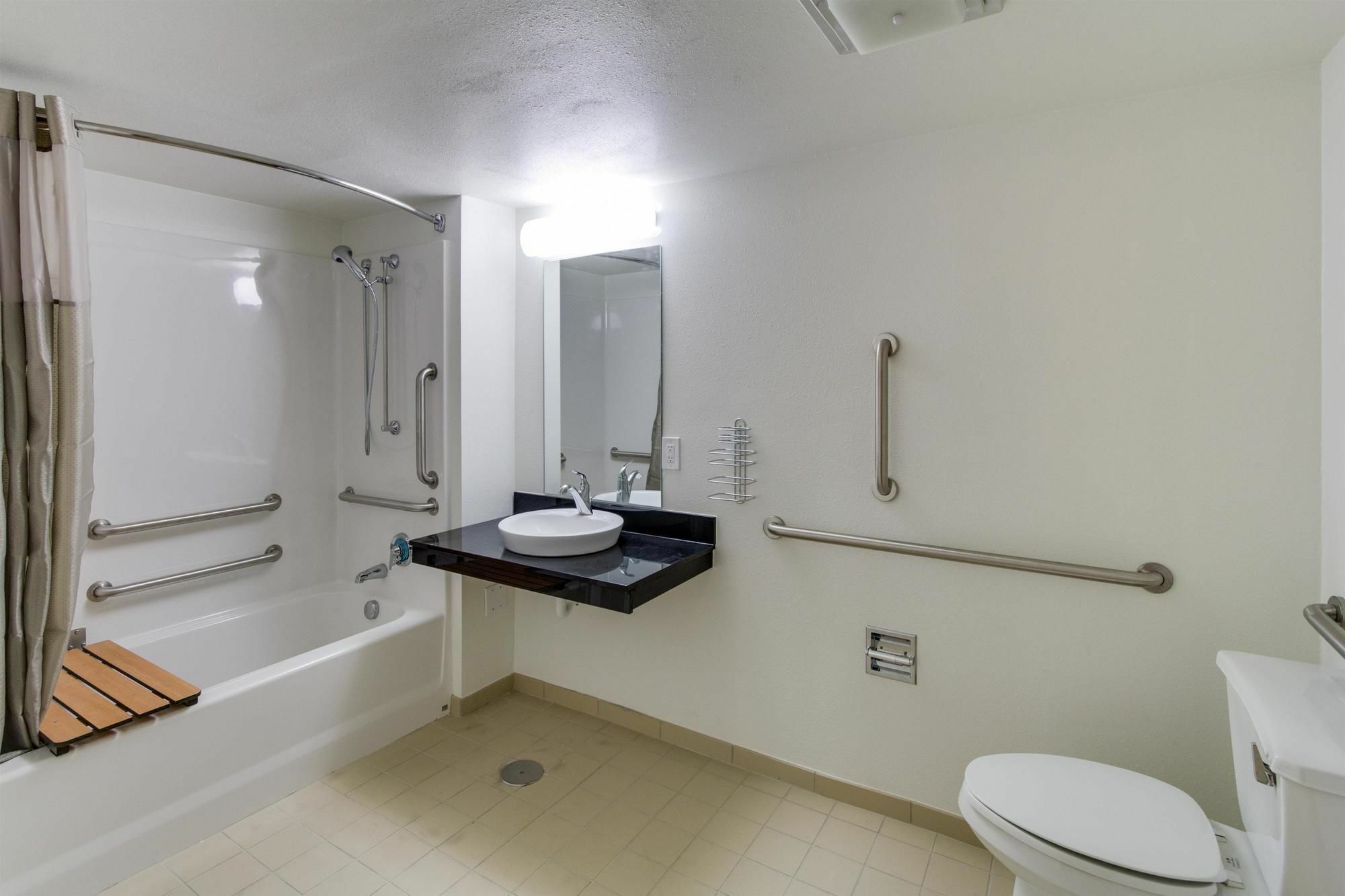 Red Roof Inn Plus+ Columbus - Worthington Extérieur photo